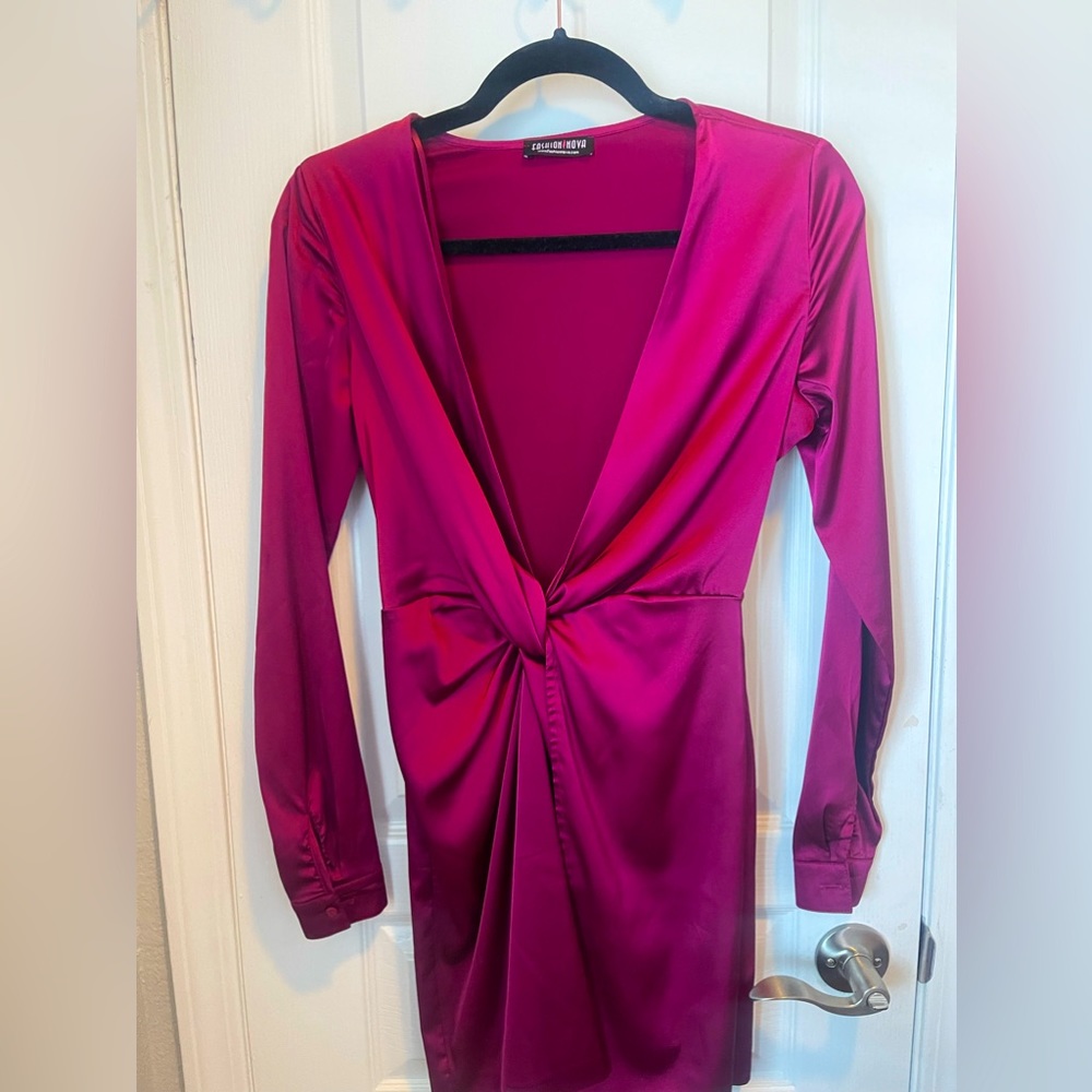 Fashion Nova Dress Size Small